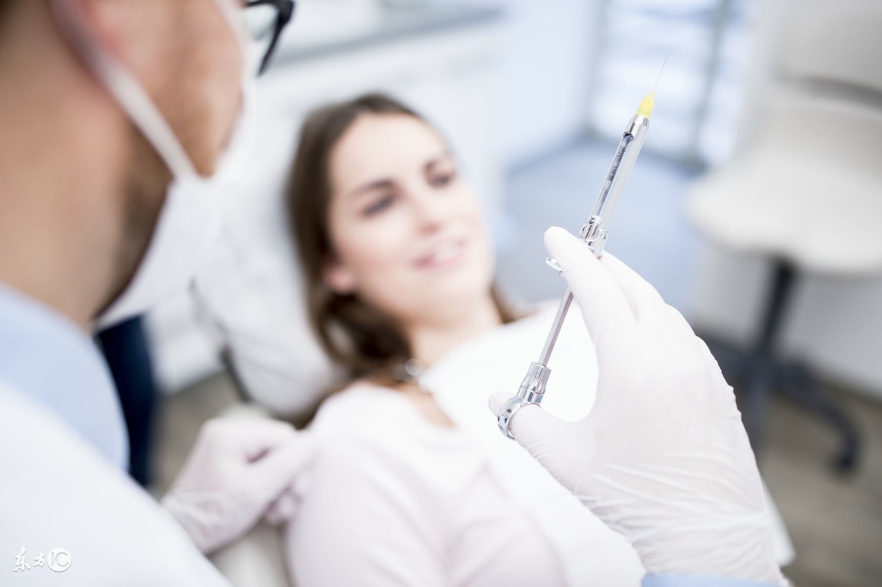 做手术时害怕，手术室里麻醉医生和器械护士有办法让你放松！