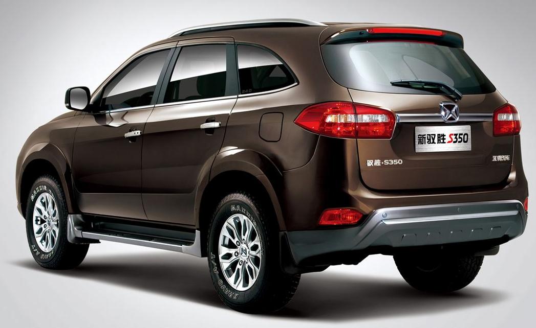 车内积水了咋办？手把手教你安全应对