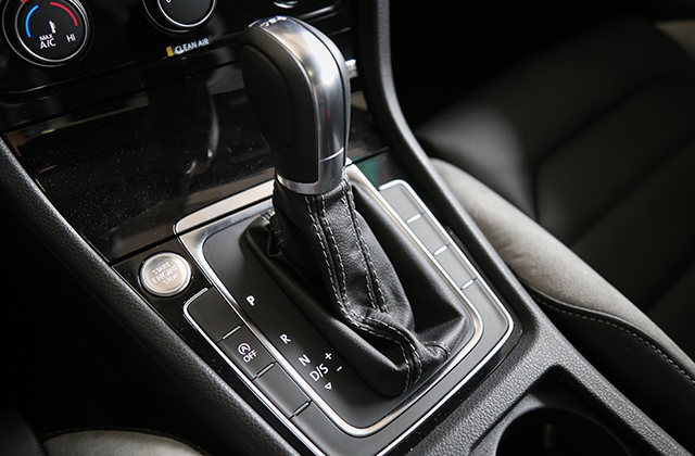 大众新高尔夫深度解析,高尔夫8r-line试驾