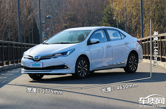 卡罗拉双擎天青石2019款试驾,家用车之最佳选择卡罗拉双擎