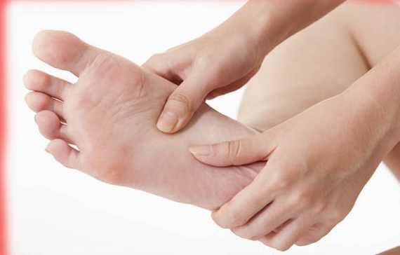 女生怎样能让脚变香,经常按摩脚能使脚变瘦吗