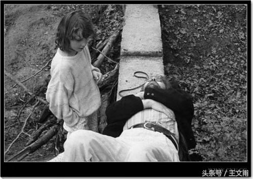 吸毒会让我们陷入什么的泥潭,吸毒变行尸走肉