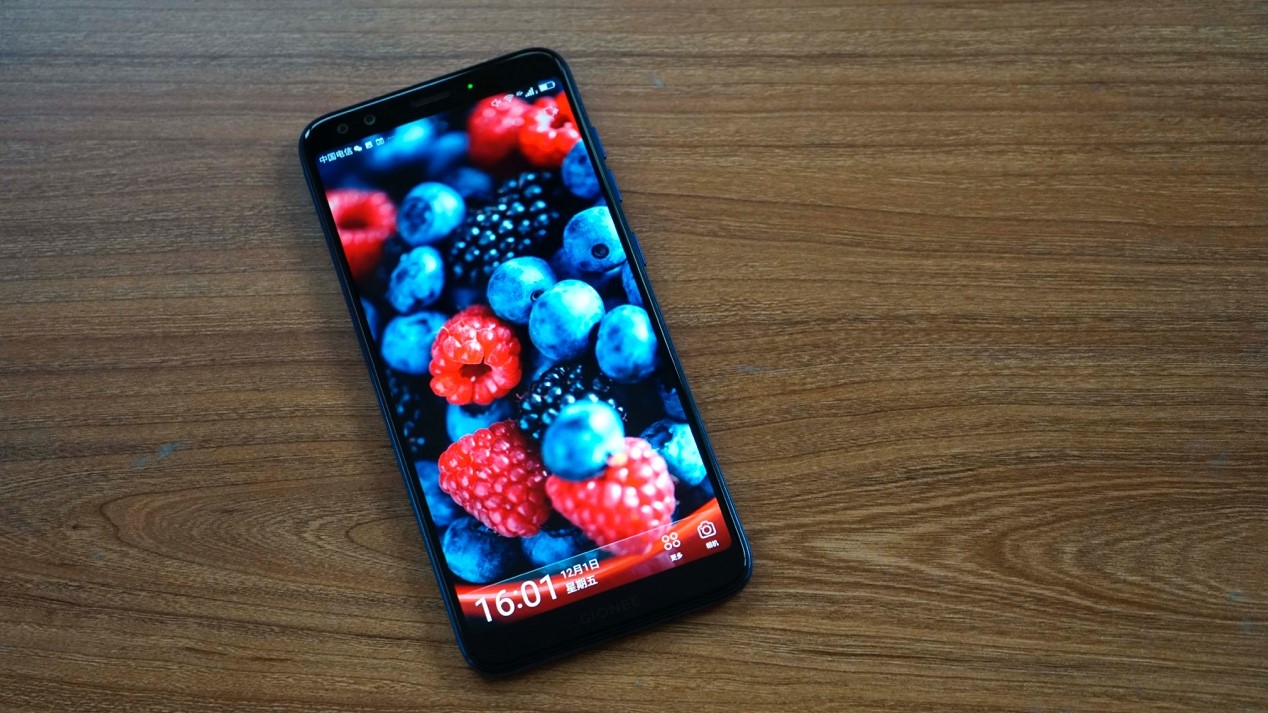 金立S11上手评测，全面屏游戏手机，玩游戏不再被打搅