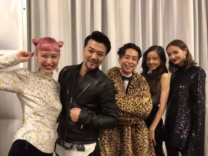 这个借李宇春、张靓颖出名的成都发型师说：美发不是暴利行业