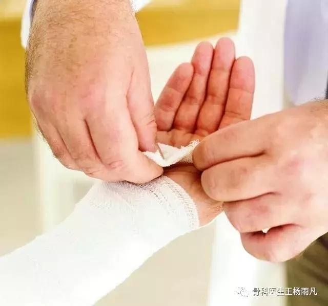 伤口换药不用敷敷料吗,伤口换药的正确处理方法