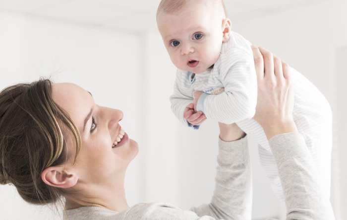宝宝冬天会长痱子的原因,冬天宝宝也会长痱子吗