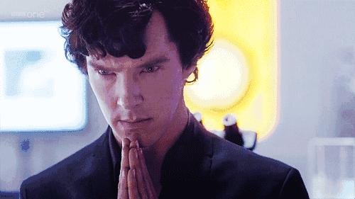 今天，我在挤爆了的郑州地铁1号线上，织了一件毛衣……