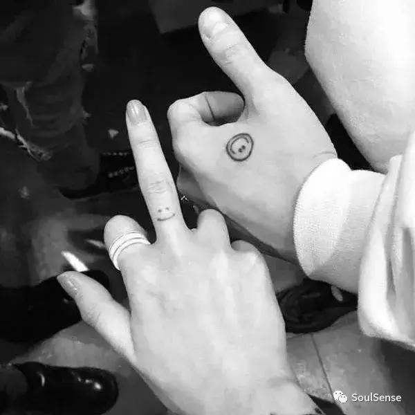 权志龙唯一公认的闺蜜,权志龙承认的女朋友