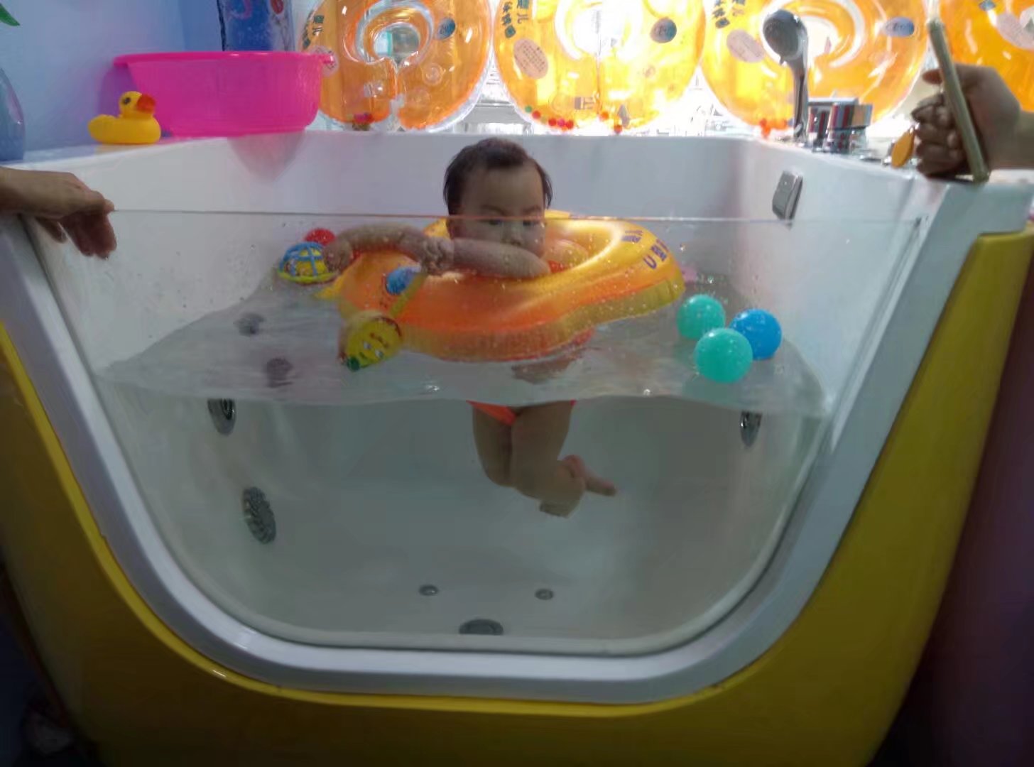 新生儿睡眠不好老是惊醒什么原因,小孩睡眠不好怎么调理