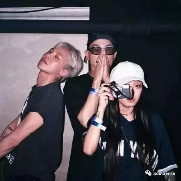 权志龙唯一公认的闺蜜,权志龙承认的女朋友