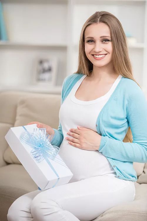 妊娠反应呕吐胃痛晕倒,怀孕多久有胎心胎芽妊娠反应呕吐