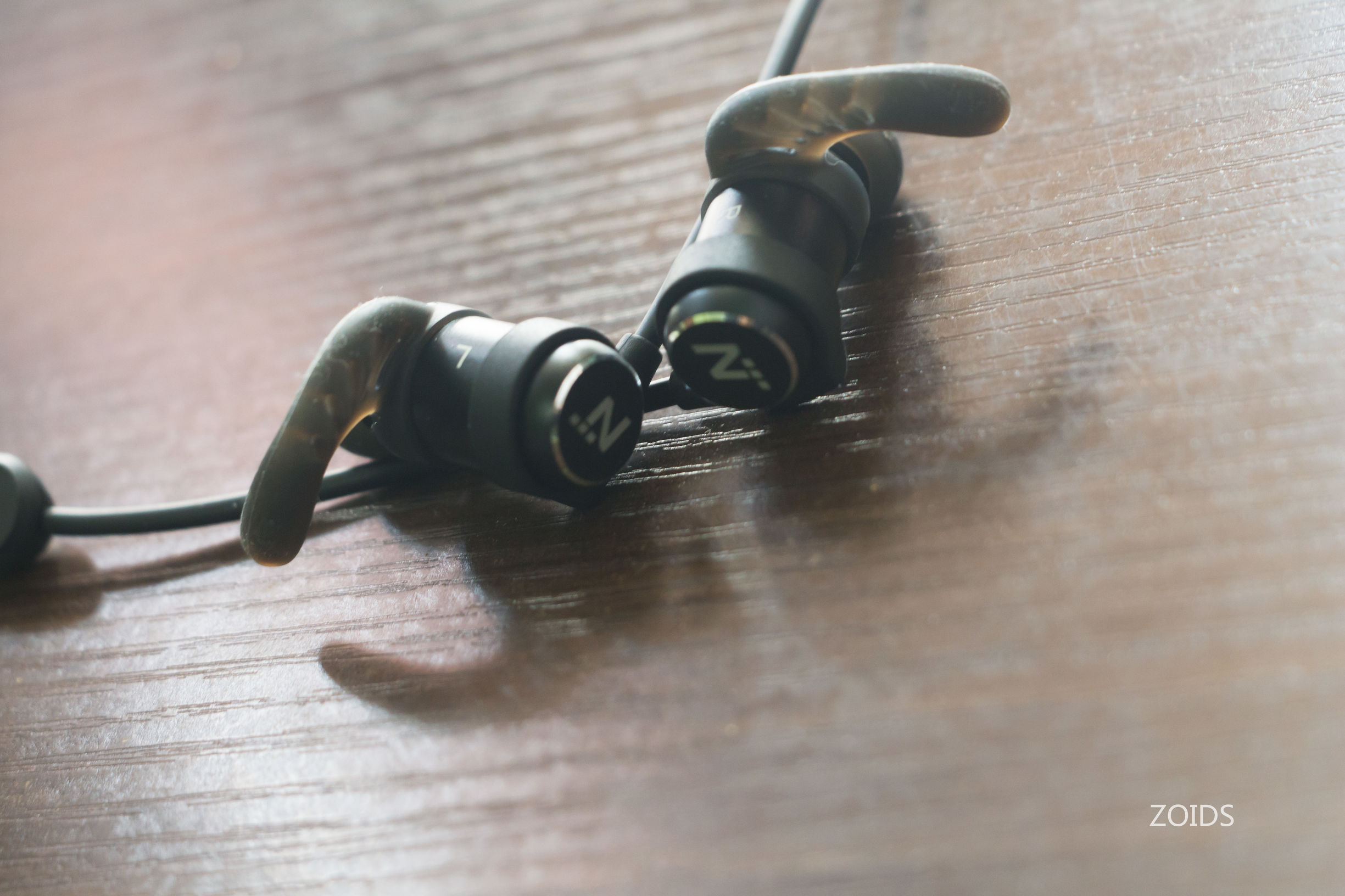 非常耐听的蓝牙耳机,最有性价比的超级降噪蓝牙耳机