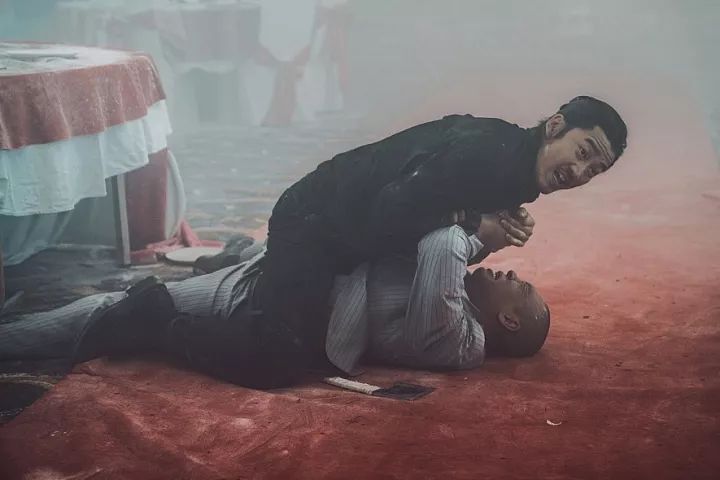 最新精彩的韩国黑帮电影,2020最过瘾的韩国黑帮电视剧