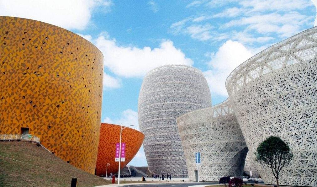 弘扬国瓷文化,文化引领高质量发展