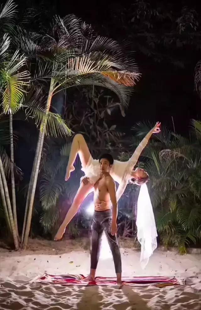 瑜伽婚纱照体式,瑜伽适合拍婚纱照的体式
