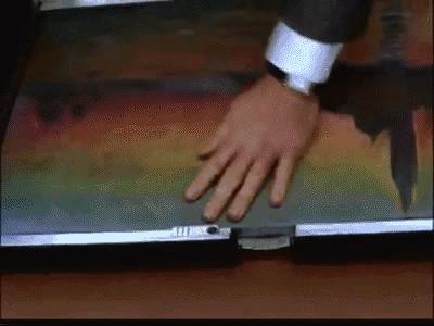 那个男人，卖钻石，懂表，更懂优雅与浪漫是何物