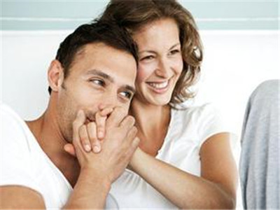 备孕关注事项和排卵日期,请简述在备孕时需要关注什么