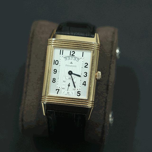 那个男人，卖钻石，懂表，更懂优雅与浪漫是何物