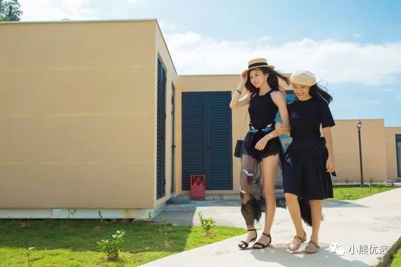 秋天的海哪年发布的,秋天的海是浪漫的