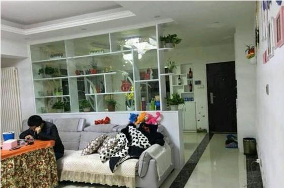 新家入住门对门怎么办,邻居门上挂八卦镜我家怎么应对