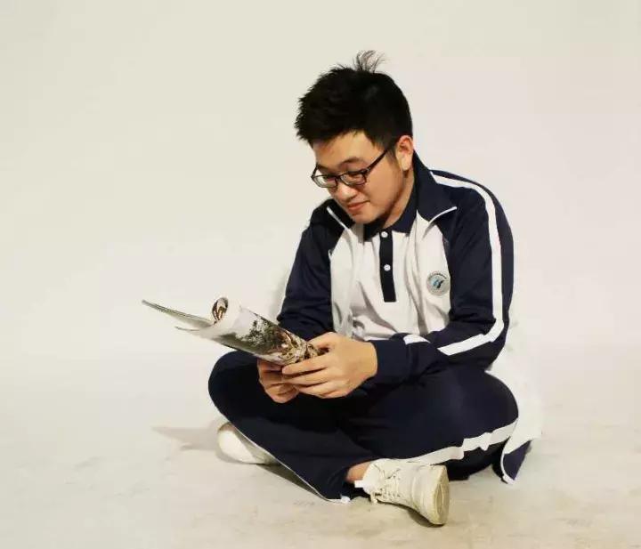 今年学校最流行的校服,最好看的春夏秋冬校服