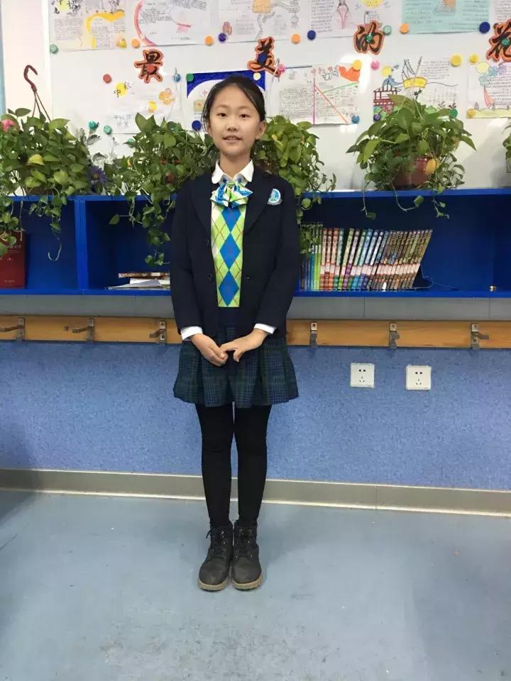 今年学校最流行的校服,最好看的春夏秋冬校服