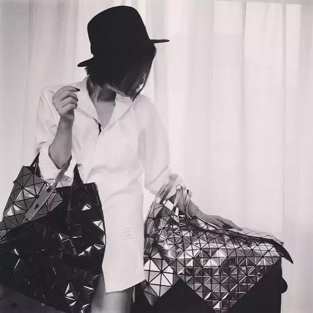 来日本带什么礼物,中国游客日本扫货