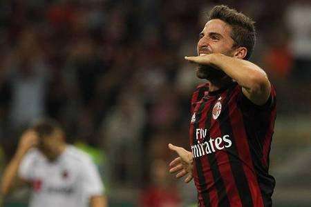 进球都靠旧将？AC米兰转会花2亿全部打水飘，网友：巨大讽刺