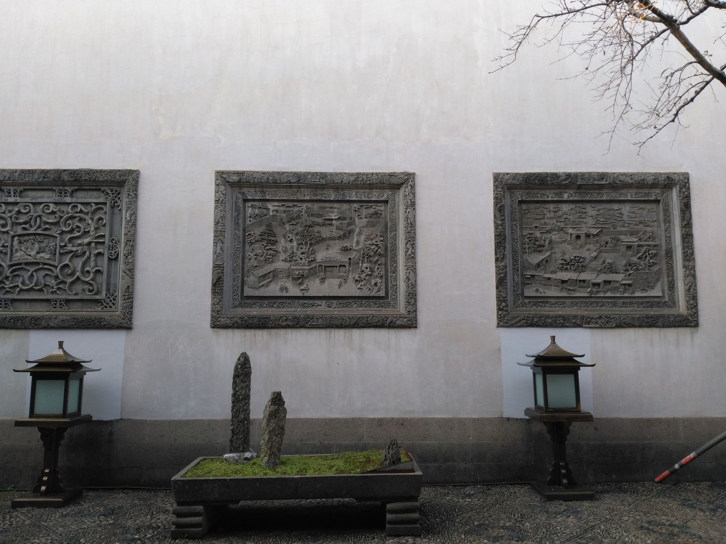 胡雪岩与罗四太太,胡雪岩旧居和故居多远