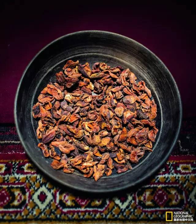 从厨房到餐桌里的美食,从市场到餐桌