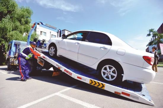 最新最全上海价格表+通讯录+办事指南！一定用的到！