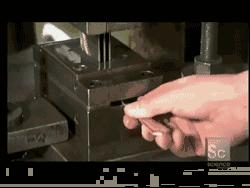 怎么消除有源音箱噪音,怎么给音箱降噪