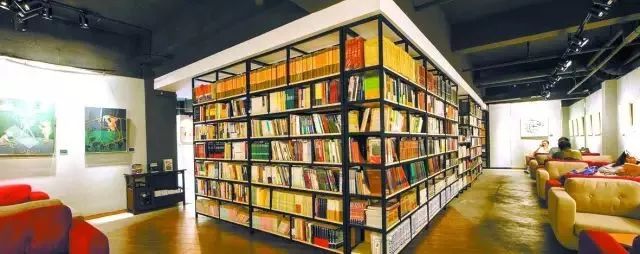 24小时、以旧换新……南京这8大特色书店，去了就不想离开