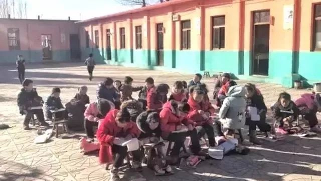 寒冬凛凛仍未供暖，80名学生冻感冒43人！教育部发话了