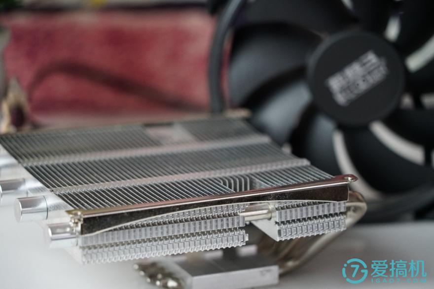 超频三下压式散热器测试,散热效果好