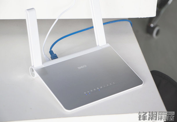 360无线路由器5g双频是千兆版的吗,3605G路由器怎么样