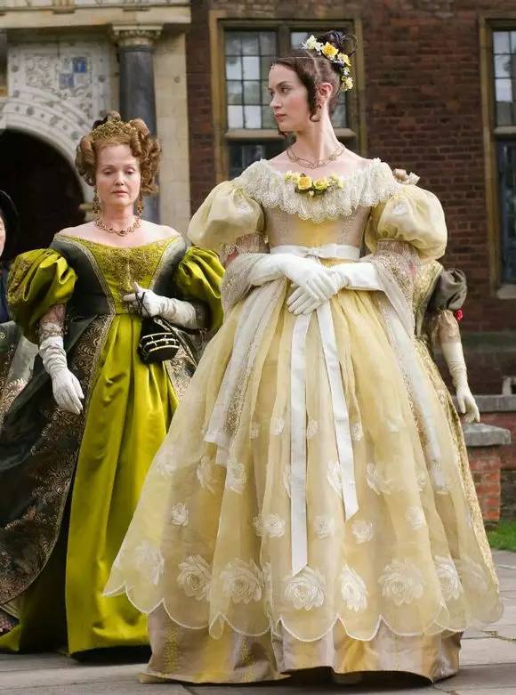 女王or王妃，窥探她们的皇室情缘