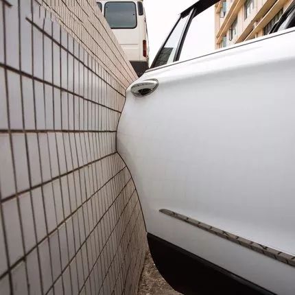 新车有防撞条,新车防剐蹭防撞条