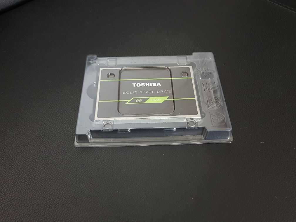 64层3DBiCSFLASH™SSD—东芝TR200固态硬盘简测