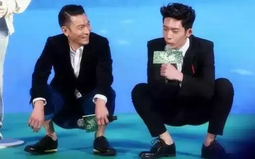 马桶潮湿更容易滋生细菌,家里马桶脏脏的都不想去了