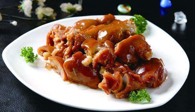 好吃的猪蹄美味的无法形容,好吃的卤猪蹄品牌