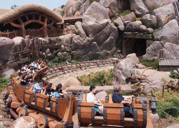 关于上海迪士尼的一些知识,旅游攻略for上海迪士尼乐园