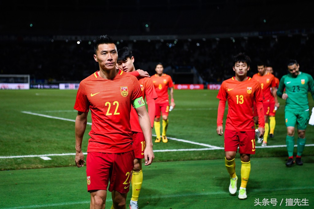 国足今晚输日本是否让里皮回归,中日对抗赛日本人评价