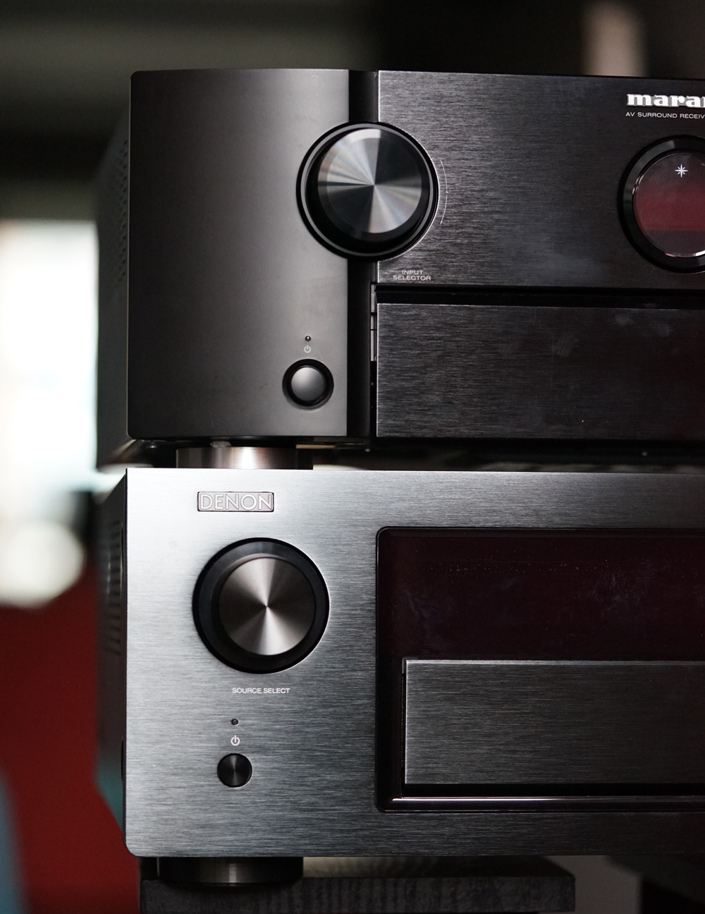 天龙AVR-X6400H和马兰士SR6012拆解！谈两台相差一万的AV功放区别