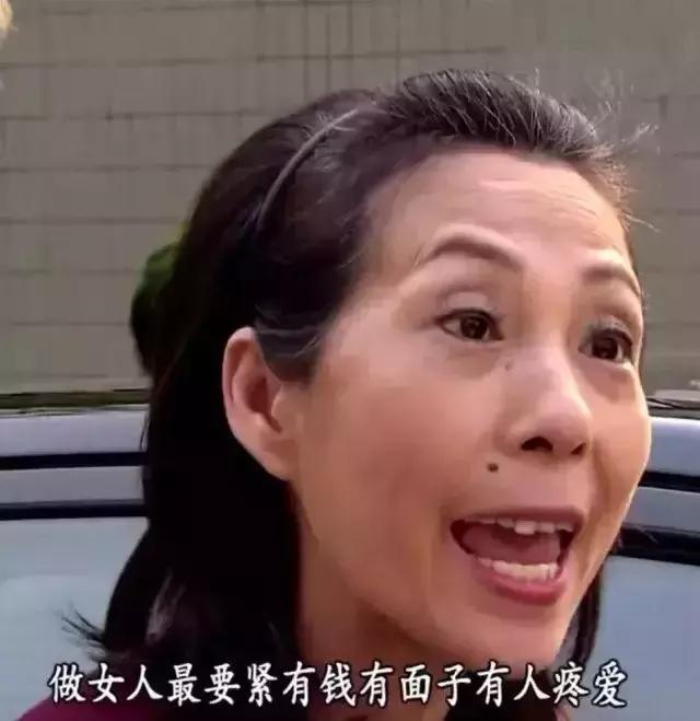 男人眼里的家庭主妇是一文不值的,男人做家庭主妇是理所应当的