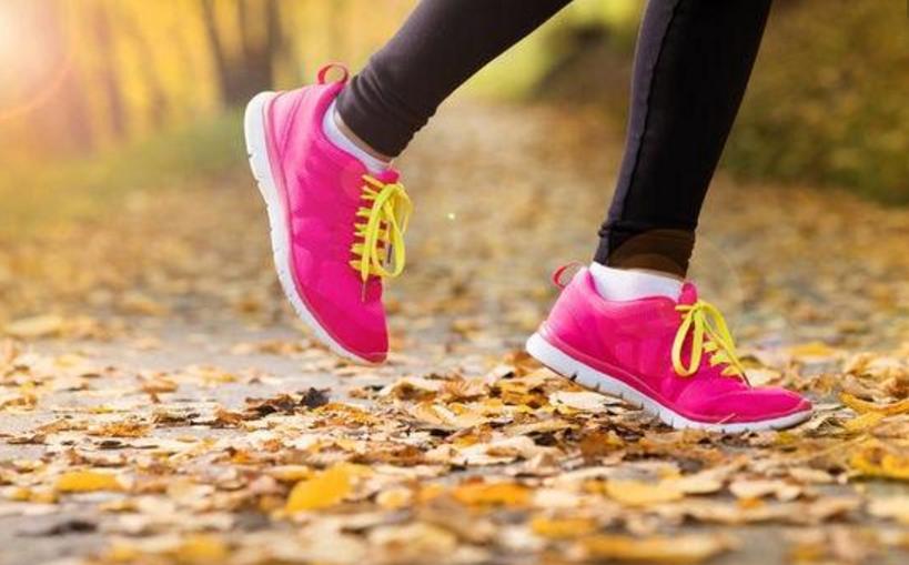 跑步脖子一侧疼是什么原因,为什么跑步脖子会缺氧