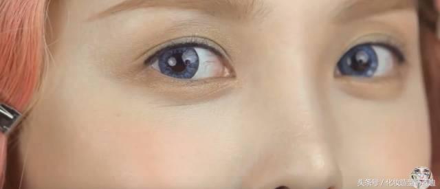 用眼线笔画眼线的画法视频,眼线难画怎么办