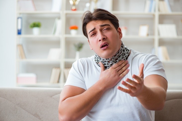 爱你在心口难开沙哑,沙哑爱你在心口难开