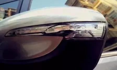 冬天洗车冻住反光镜了怎么办,冬天洗车容易结冰该怎么办