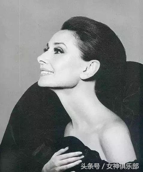 王小骞脖子颈纹很深怎么消除,儿童颈纹很深怎么消除